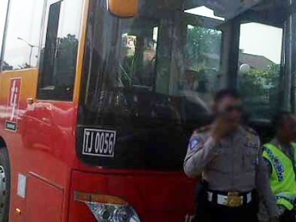 Ini Penjelasan Sopir Bus Transjakarta yang Ditilang