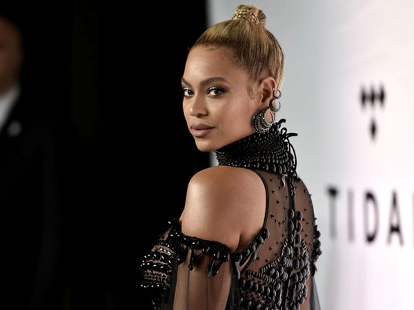 Perdana, Beyonce Knowles Pamer Wajah Lucu Bayi Kembarnya!