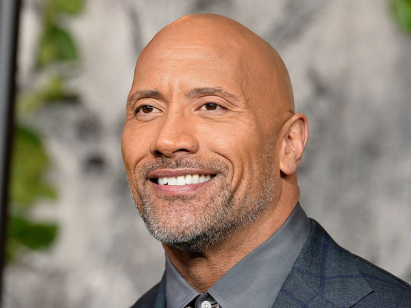 Selamat Untuk Dwayne Johnson Yang Sambut Kelahiran Bayi Perempuannya!