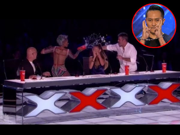 Kronologi Simon Cowell Disiram Air Gara-gara Komentari Demian di 'America's Got Talent'