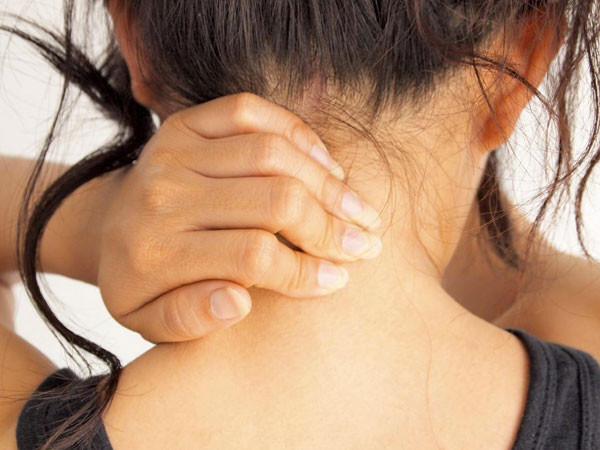 5 Cara Mengatasi Tengkuk Leher yang Menghitam
