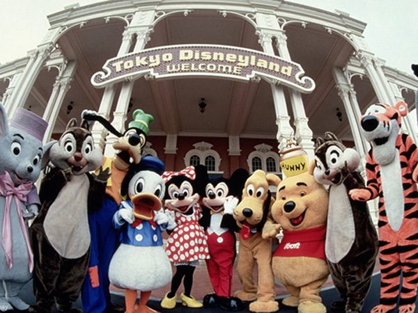 Makin Banyak Wisatawan Muslim, Media Jepang Buat Petisi Fasilitas Halal di Tokyo Disneyland!