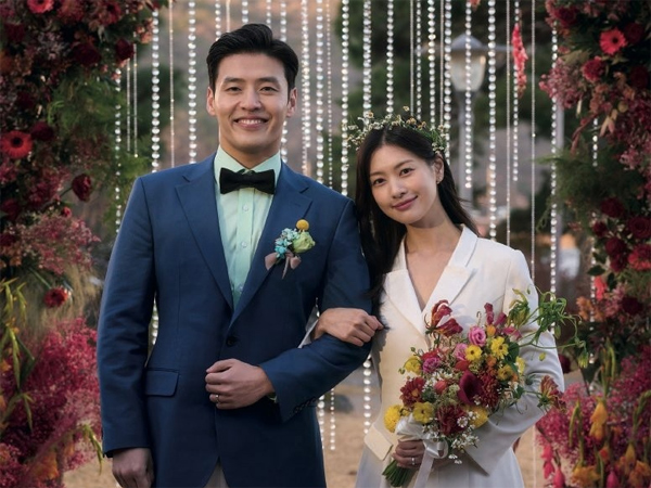 Mau Cerai Tapi Amnesia, Intip Hubungan Kang Ha Neul dan Jung So Min di Film Komedi Baru