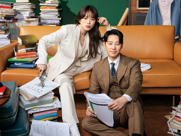 Chun Woo Hee dan Kim Dong Wook Jadi Partner in Crime Dalam Drama 'Delightfully Deceitful'