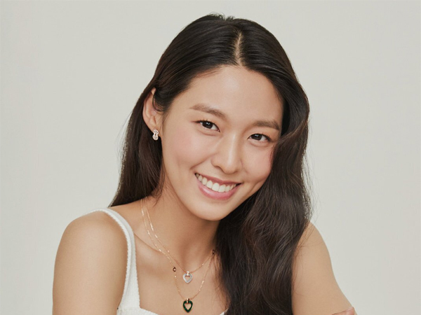 Seolhyun AOA Berpisah dengan FNC Entertainment Setelah 10 Tahun Bersama