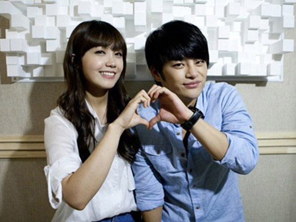 Sukses Hingga Jadi Serial, Ternyata Seo In Guk dan Eunji A Pink Bukan Aktor Incaran PD 'Reply 1997'