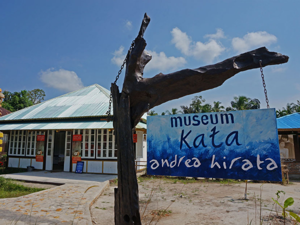 Yuk, Intip Isi Museum Kata Andrea Hirata 'Laskar Pelangi' di Belitung
