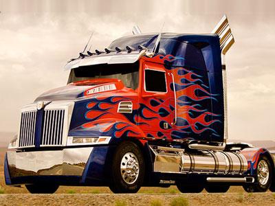 Tampilan Terbaru Optimus Prime Lebih Hot di Transformers 4