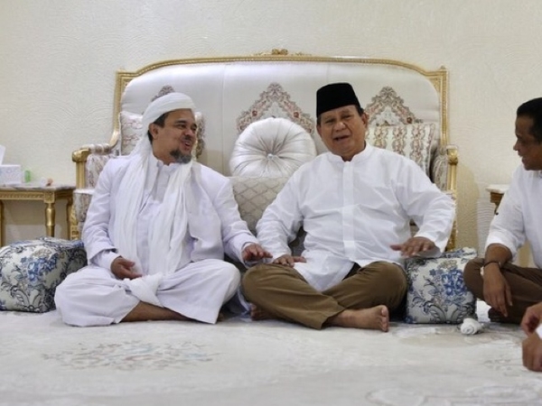 Prabowo Akan Jemput Habib Rizieq, Kapan dan Benar untuk Dongkrak Elektabilitas Pilpres?