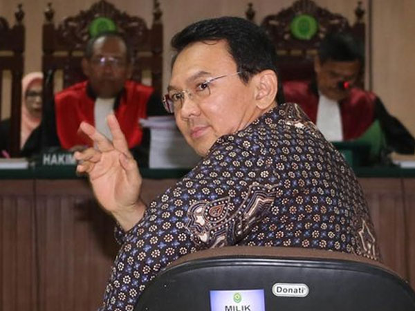 Dituding Tak Pernah Ngobrol dengan Masyarakat, Ini Reaksi Kesal Ahok