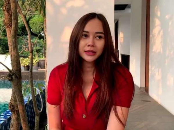 Apes! Karena Aplikasi Ojek Online, Aura Kasih 'Kebobolan' 11 Juta