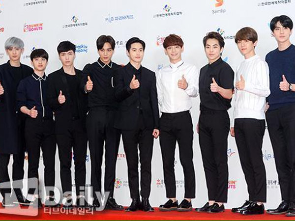 Lay Buktikan Kesetiannya dengan Kembali Gabung Bersama EXO di 'Dream Concert 2015'