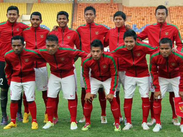 Prihatin Sanksi FIFA, Indonesia U-23 Kenakan Pita Hitam di SEA Games 2015 Singapura