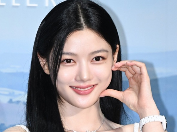 Kim Yoo Jung Donasi untuk Anak-anak Penderita Kanker