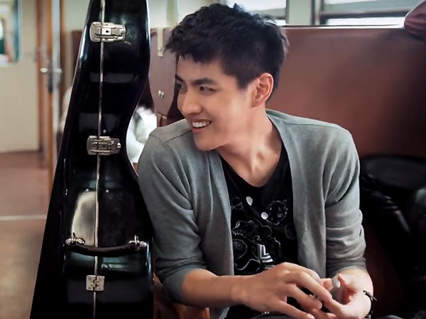 Kris Wu Tunjukkan Sisi Konyol dan Romantisnya Dalam Trailer ‘Somewhere Only We Know’